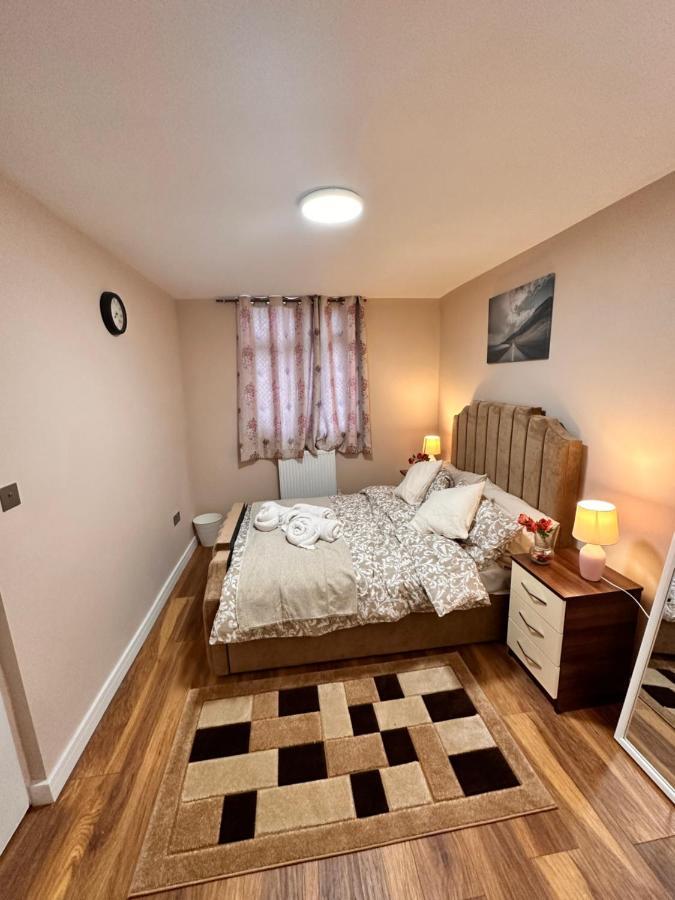 Gasthof Canary Wharf Single Double And En-suite *