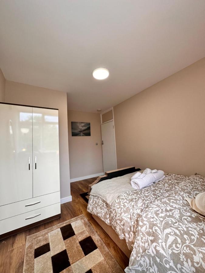 Gasthof Canary Wharf Single Double And En-suite *
