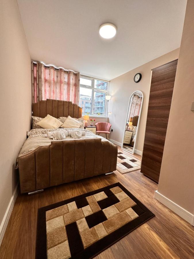 Canary Wharf Single Double And En-suite Gasthof